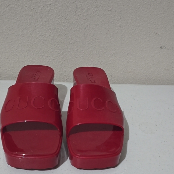 Gucci Red Women's Slide Sandals - Picture 1 of 13